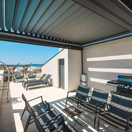 Apartamento Penthouse Croatiendream With 3 Bedrooms, Pool And Sea View Sukošan