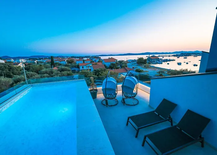 Apartamento Penthouse Croatiendream With 3 Bedrooms, Pool And Sea View *