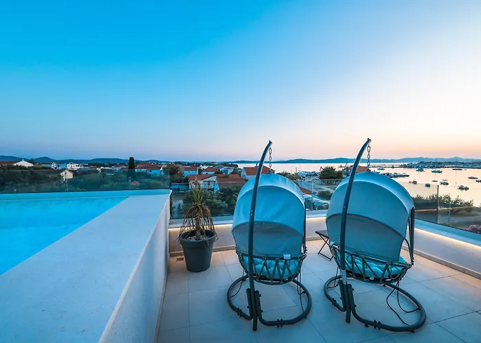Penthouse Croatiendream With 3 Bedrooms, Pool And Sea View *
