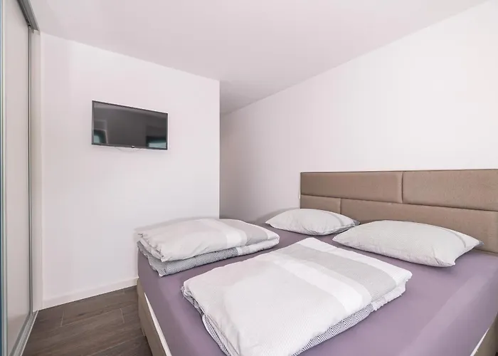 Penthouse Croatiendream With 3 Bedrooms, Pool And Sea View Apartamento Sukošan