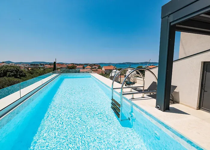 Penthouse Croatiendream With 3 Bedrooms, Pool And Sea View * Sukošan