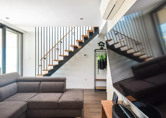 Penthouse Croatiendream With 3 Bedrooms, Pool And Sea View * Sukošan