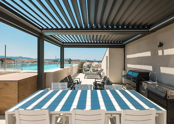 Penthouse Croatiendream With 3 Bedrooms, Pool And Sea View Apartamento *